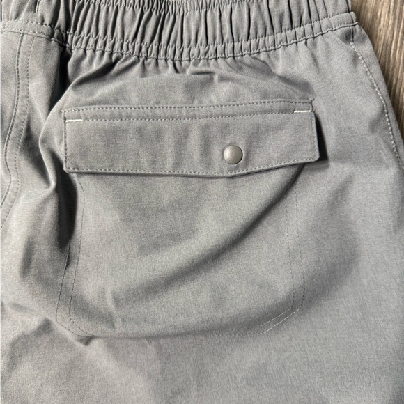 LL Bean Men's Multisport Gray Performance Pants Medium 32” Hiking Outdoors - Picture 11 of 11